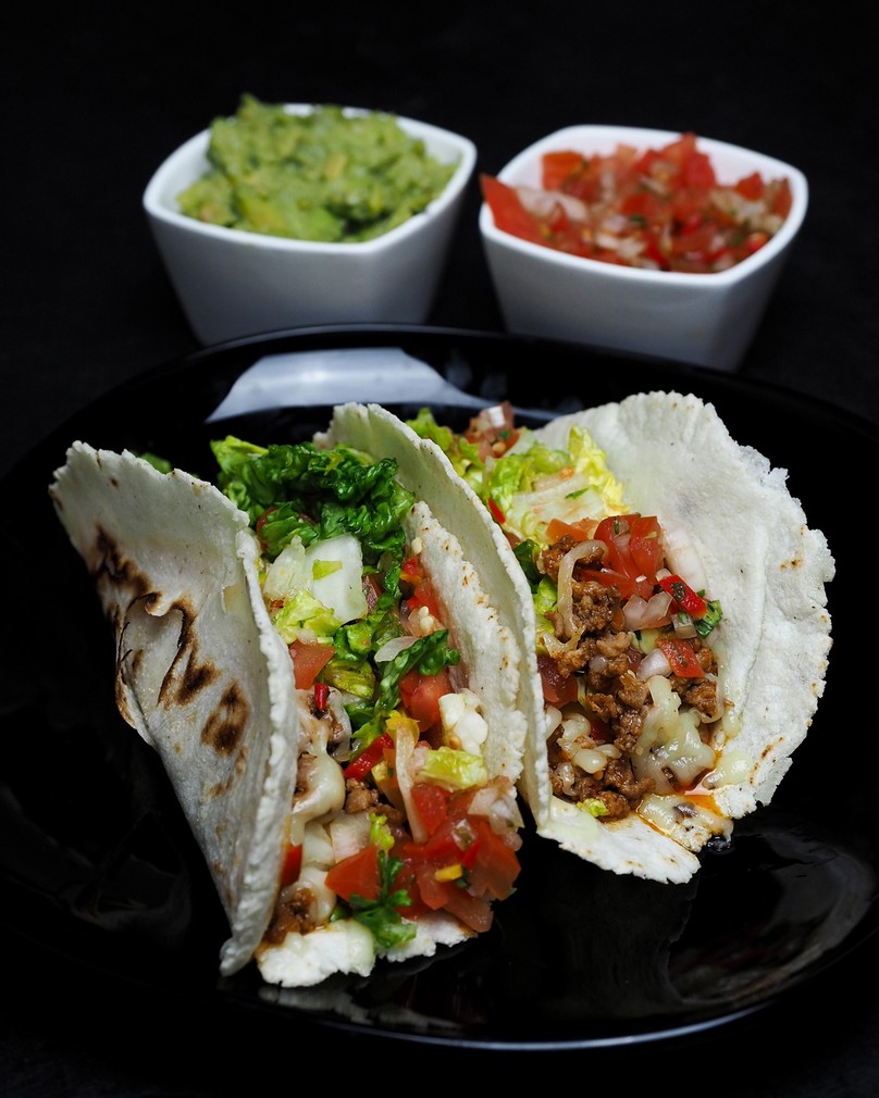 Tacos z wołowiną i guacamole