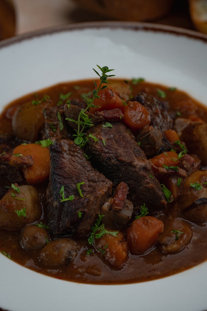 Wołowina po burgundzku (boeuf bourguignon)