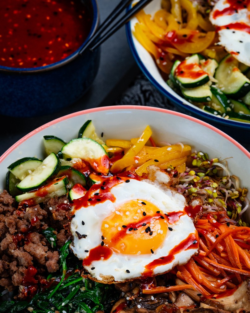 Bibimbap (koreański ryż z warzywami)
